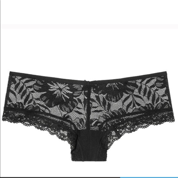 VS Very sexy cheeky in Gorgeous Palm print lace. - Picture 5 of 8